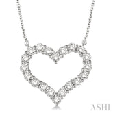 1 Ctw Round Cut Diamond Heart Pendant With Chain in 14K White Gold
