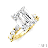 1 1/3 Ctw Emerald Shape Oval and Round Cut Diamond Semi-Mount Engagement Ring in 14K Yellow and White Gold
