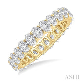 2 1/4 Ctw North-South Set Oval Cut Diamond Eternity Wedding Band in 14K Yellow Gold