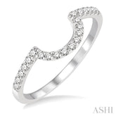 1/4 Ctw Round Cut Diamond Wedding Band in 14K White Gold
