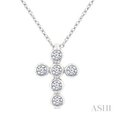 1/6 Ctw Round Cut Diamond 6-Stone Bezel Set Cross Pendant With Chain in 14K White Gold