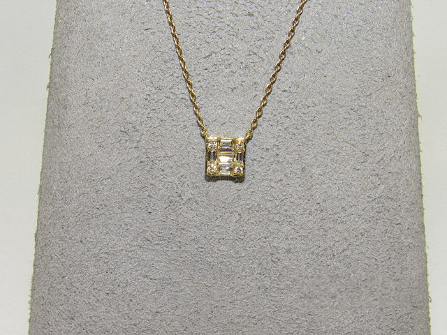 10KT Yellow Gold Fusion Diamond Cluster Petite Square Shape Pendant