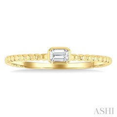 1/6 Ctw Bead Bijoux East-West Bezel Set Emerald CutDiamond Stackable Petite Fashion Ring in 14K Yellow Gold