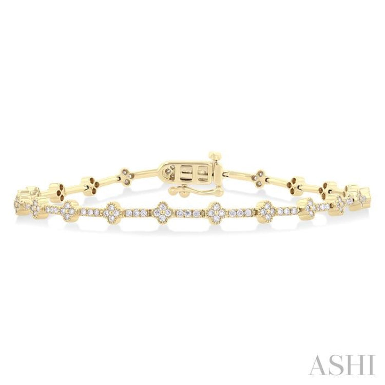 1 Ctw Clover Motif Round Cut Diamond Bracelet in 14K Yellow Gold