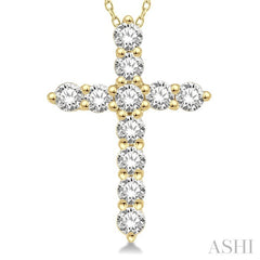 1/2 Ctw Round Cut Diamond Cross Pendant With Chain in 14K Yellow Gold