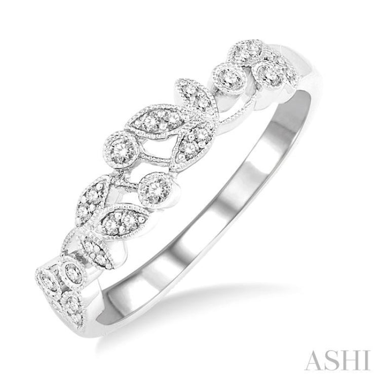1/6 Ctw Round Cut Diamond Wedding Band in 14K White Gold