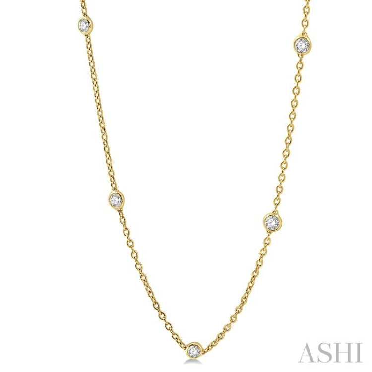 1 Ctw Round Cut Diamond Station Necklace in 14K Yellow Gold