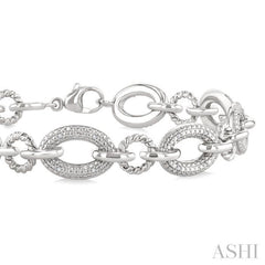 1/10 Ctw Round Cut Diamond Bold Oval Shape Rope Link Bracelet in Sterling Silver