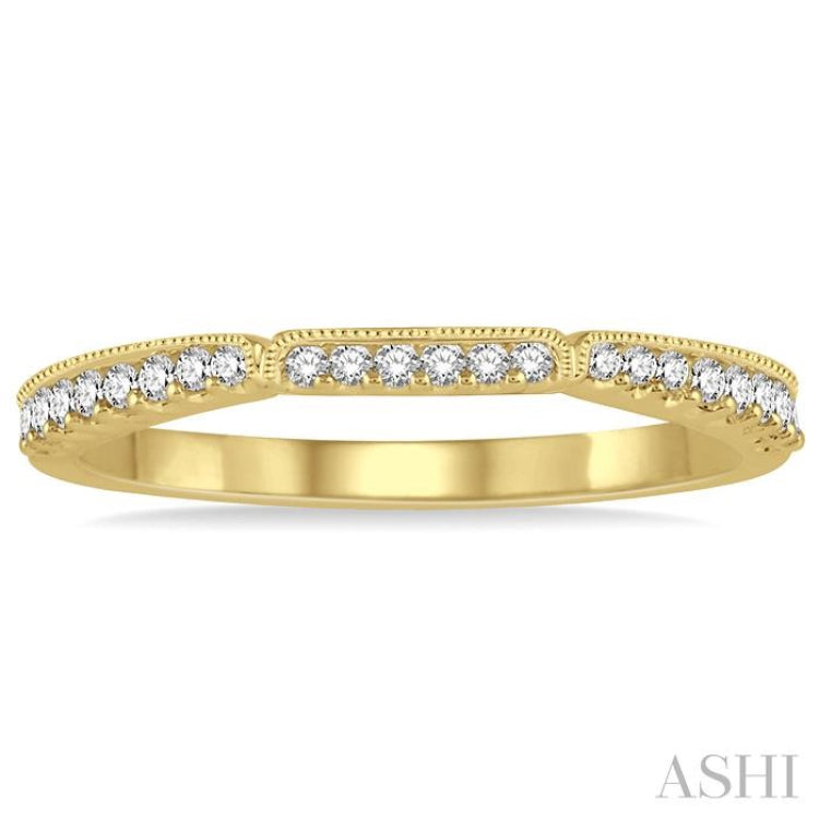 1/5 Ctw Round Cut Diamond Wedding Band in 14K Yellow Gold