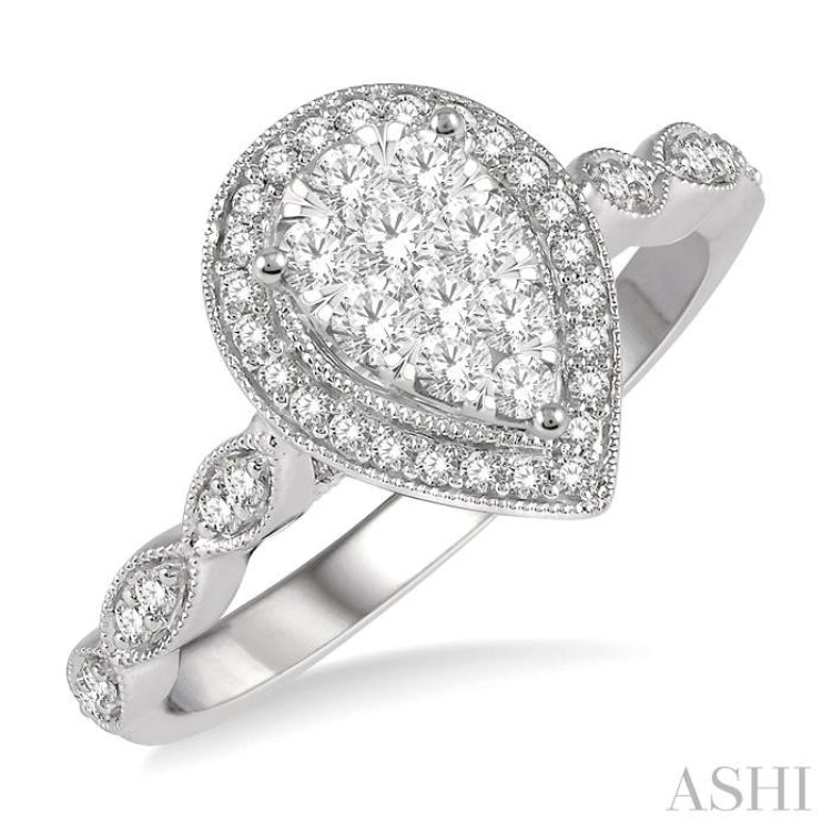 1/2 Ctw Pear Shape Mount Marquise Shank Lovebright Round Cut Diamond Ring in 14K White Gold