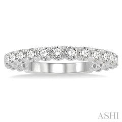 1/2 Ctw Lattice Round Cut Diamond Wedding Band in 14K White Gold