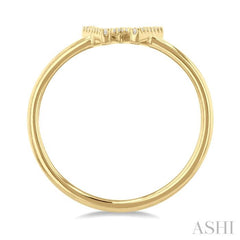 1/20 Ctw Initial 'W' Round Cut Diamond Fashion Ring in 10K Yellow Gold