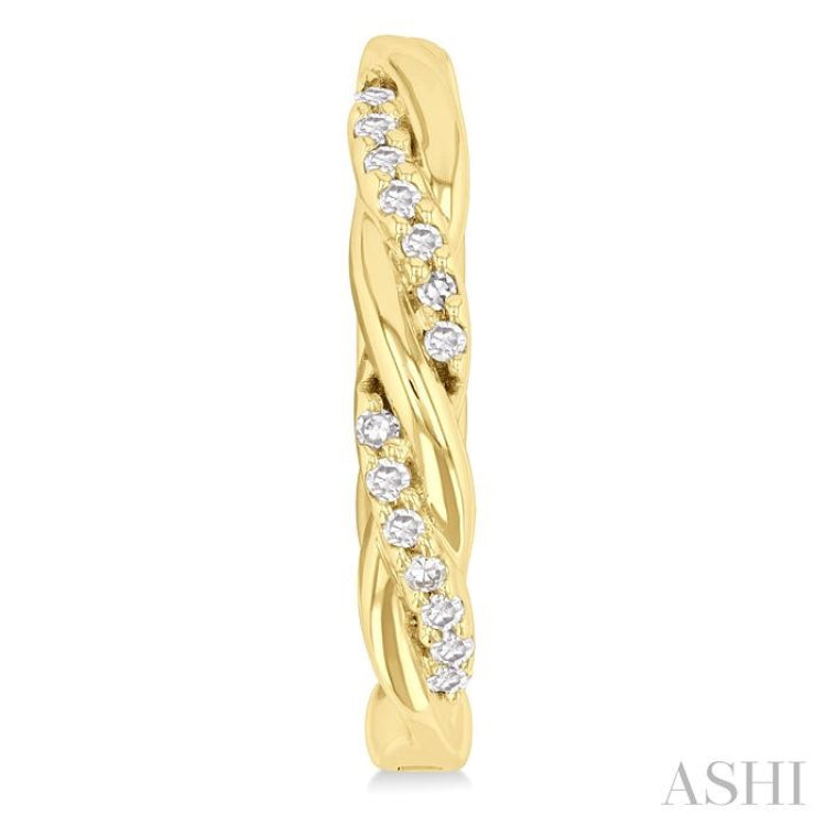 1/10 Ctw Entwined Front Round Cut Diamond Fashion Hoop Earring in 10K Yellow Gold
