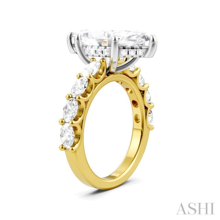1 1/3 Ctw Marquise Shape Oval and Round Cut Diamond Semi-Mount Engagement Ring in 14K Yellow and White Gold