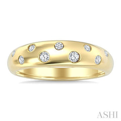 1/6 Ctw Round Cut Diamond Flush Set Mosaic Dome Bold Band in 10K Yellow Gold