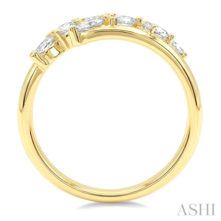 1 1/4 Ctw Slanted Split Mixed Diamond Cut Fashion Wide Band in 14K Yellow Gold