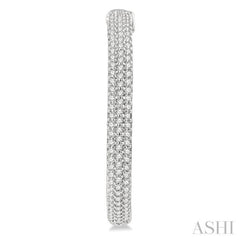 1 Ctw Close Knit Round Cut Diamond Hoop Earrings in 14K White Gold