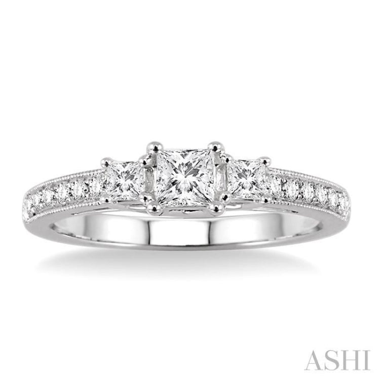 1/2 Ctw Diamond Engagement Ring with 1/4 Ct Princess Cut Center Stone in 14K White Gold