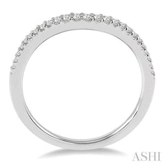 1/6 Ctw Round Cut Diamond Wedding Band in 14K White Gold