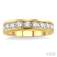 1/2 Ctw Round Cut Diamond Wedding Band in 14K Yellow Gold