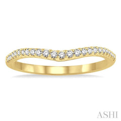 1/6 Ctw Round Cut Diamond Wedding Band in 14K Yellow Gold