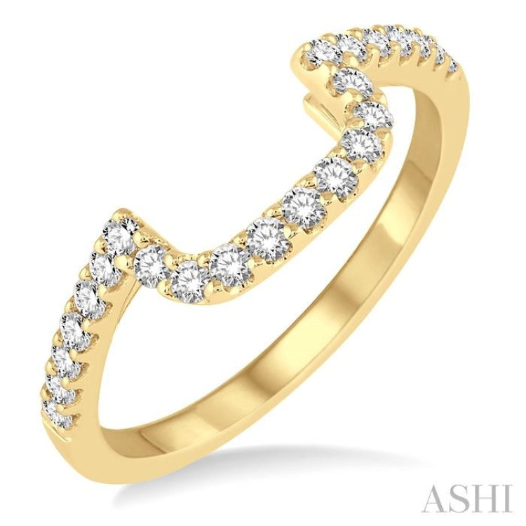 1/3 Ctw Round Cut Diamond Wedding Band in 14K Yellow Gold