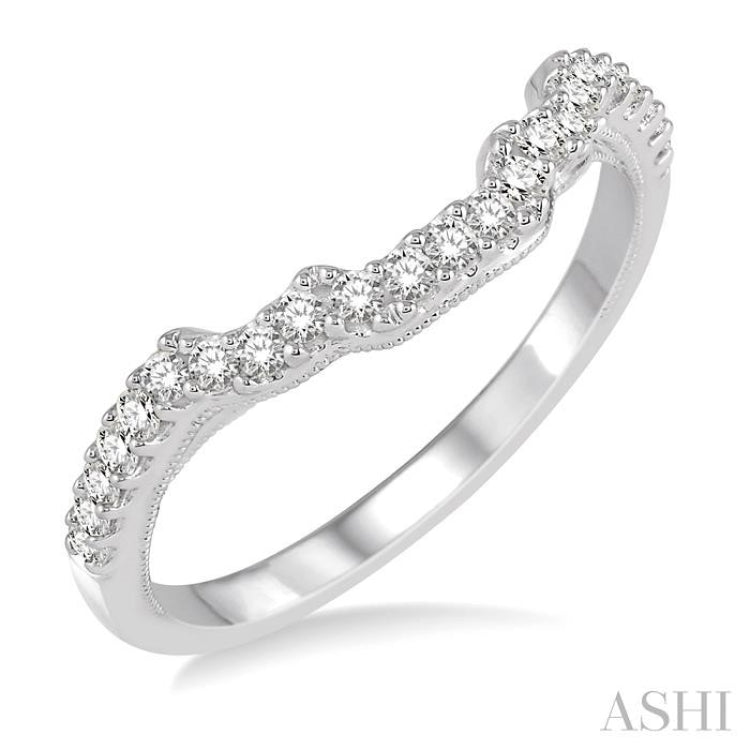 1/4 Ctw Round Diamond Wedding Band in 14K White Gold