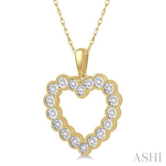 1/8 Ctw Heart Charm Round Cut Diamond Pendant With Link Chain in 10K Yellow Gold