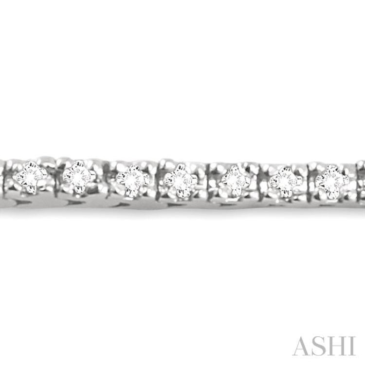 1 Ctw Square Shape Round Cut Diamond Tennis Bracelet in 14K White Gold