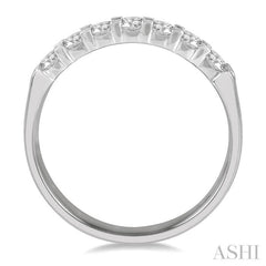 1/2 ctw 7 Stone Round Cut Diamond Wedding Band in 14K White Gold