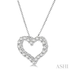 1/4 Ctw Heart Shape Round Cut Diamond Pendant With Chain in 14K White Gold