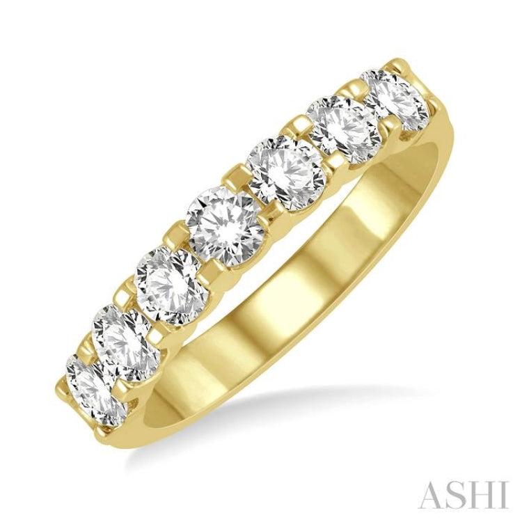 1 Ctw Round Cut 7 Stone Diamond Wedding Band in 14K Yellow Gold