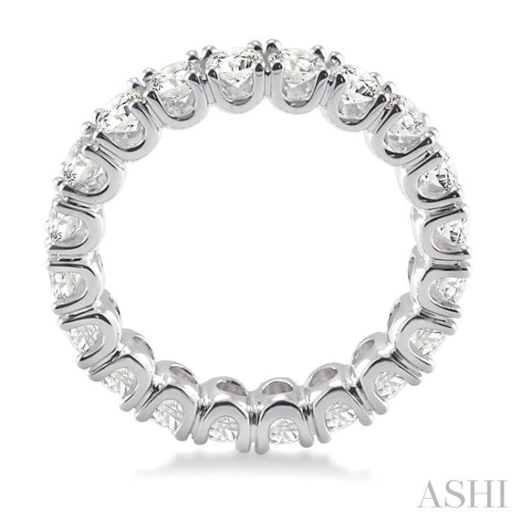 2 1/2 Ctw Round Cut Diamond Eternity Wedding Band in 14K White Gold