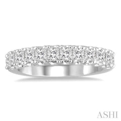 3/4 Ctw Round Cut Diamond Wedding Band in 14K White Gold