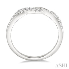 1/5 ctw Twisted Top Round Cut Diamond Wedding Band in 14K White Gold