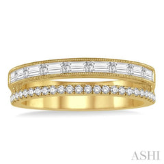 3/8 ctw Split Baguette and Round Cut Diamond Fashion Ring in 14K Yellow Gold