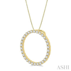 1 Ctw Round Cut Diamond Circle of Love Pendant with Chain in 14K Yellow Gold