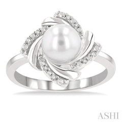 7x7 MM Round Shape Cultured Pearl and 1/50 Ctw Swirl Round Cut Diamond Ring in Sterling Silver