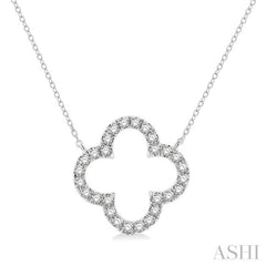 1/2 ctw Clover Round Cut Diamond Pendant in 14K White Gold