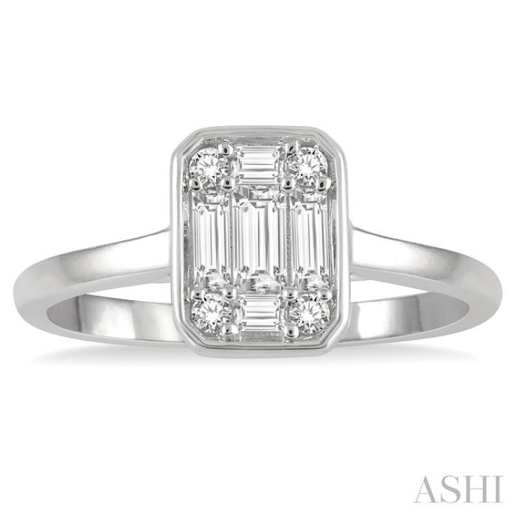 1/2 Ctw Octagonal Shape Baguette and Round Cut Diamond Ladies Ring in 14K White Gold