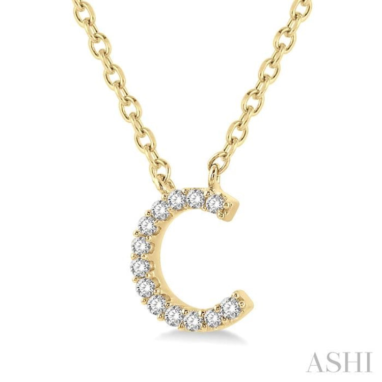 1/20 ctw Initial 'C' Round Cut Diamond Pendant With Chain in 14K Yellow Gold