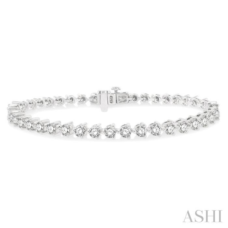 6 Ctw Round Cut Diamond 3-Prong Tennis Bracelet in 14K White Gold