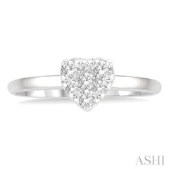 1/4 Ctw Round Cut Diamond Heart Shape Lovebright Ring in 14K White Gold