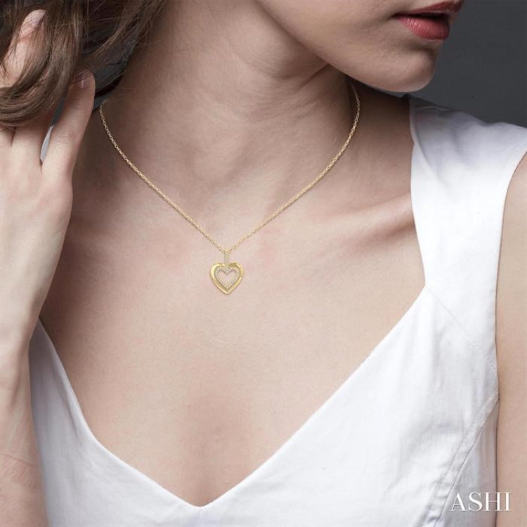 1/10 Ctw Petite Twin Heart Round Cut Diamond Fashion Pendant With Chain in 10K Yellow Gold