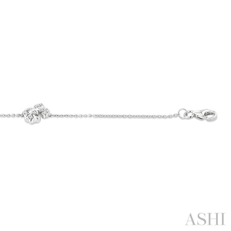 1/20 Ctw Petite Fleur De Lis Round Cut Diamond Fashion Bracelet in 10K White Gold