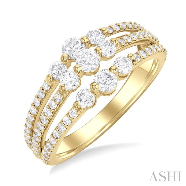 1 Ctw Triple Row Past, Present & Future Round Cut Diamond Wedding Band in 14K Yellow Gold