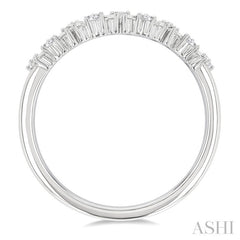 1/3 Ctw Zig Zag Scatter Baguette and Round Cut Diamond Fashion Band in 14K White Gold