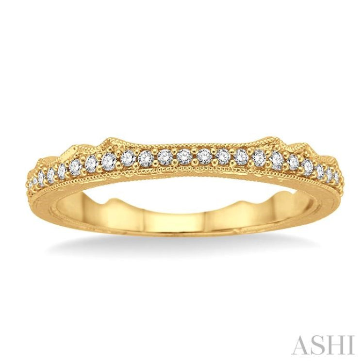 1/10 Ctw Round Cut Diamond Wedding Band in 14K Yellow Gold