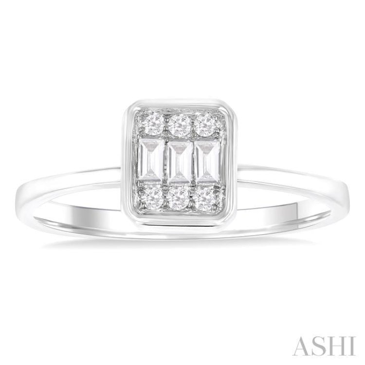 1/6 Ctw Petite Bezel Set Emerald Shape Fusion Baguette and Round Cut Diamond Fashion Ring in 10K White Gold