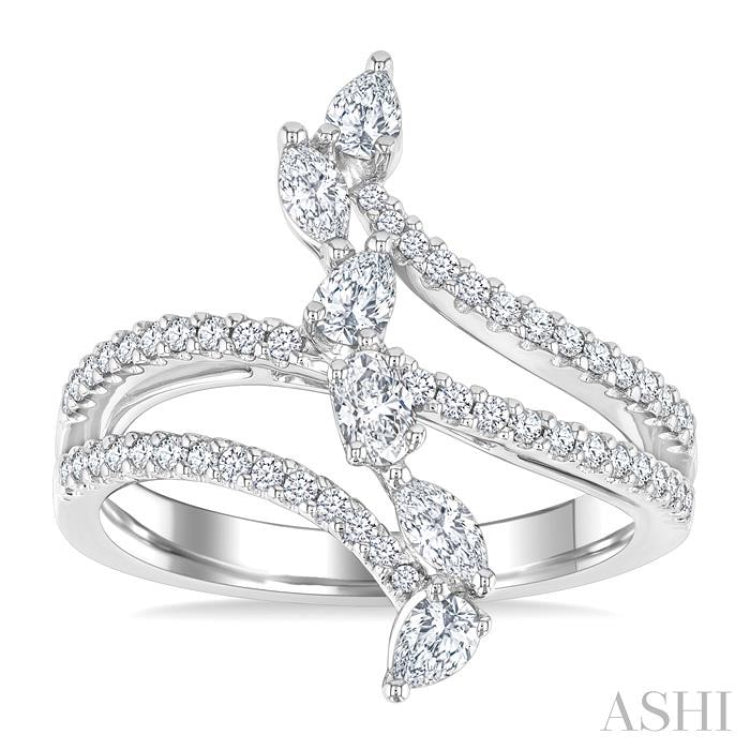 3/4 Ctw Three-Way Split Shank Mixed Diamond Cut Fashion Ring in 14K White Gold